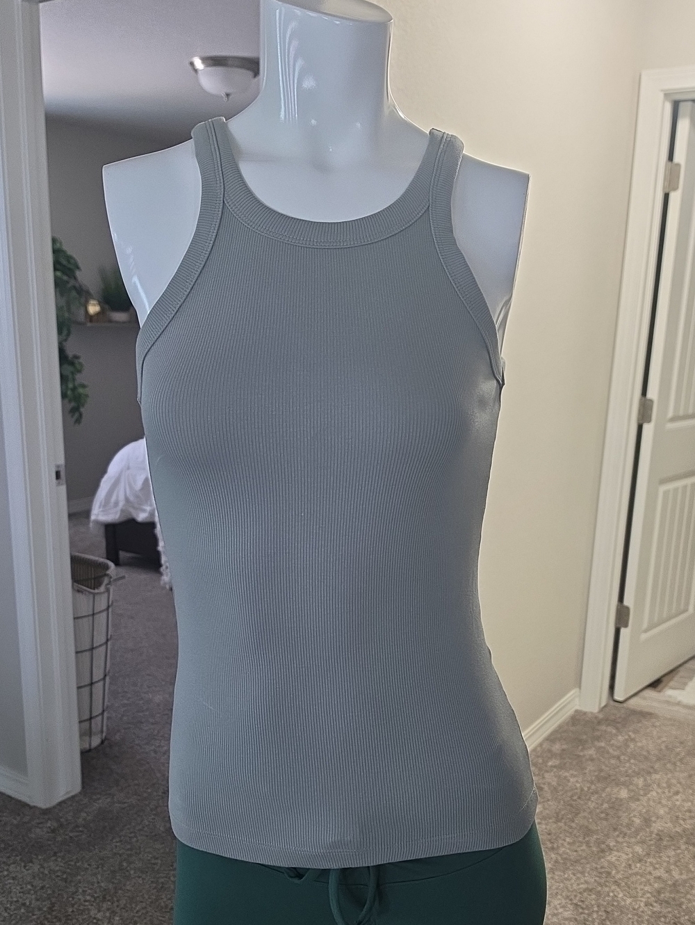 H&M Ribbed Tank Top - Olive Green